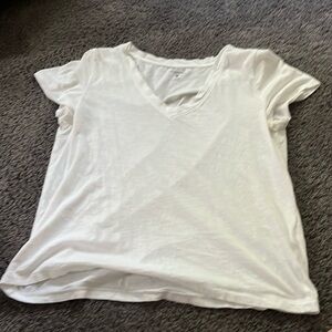 madewell white v neck size M